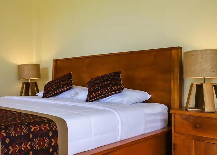 Big Stone House R6 - Premium Location, 6 Min Center - Shared Pool